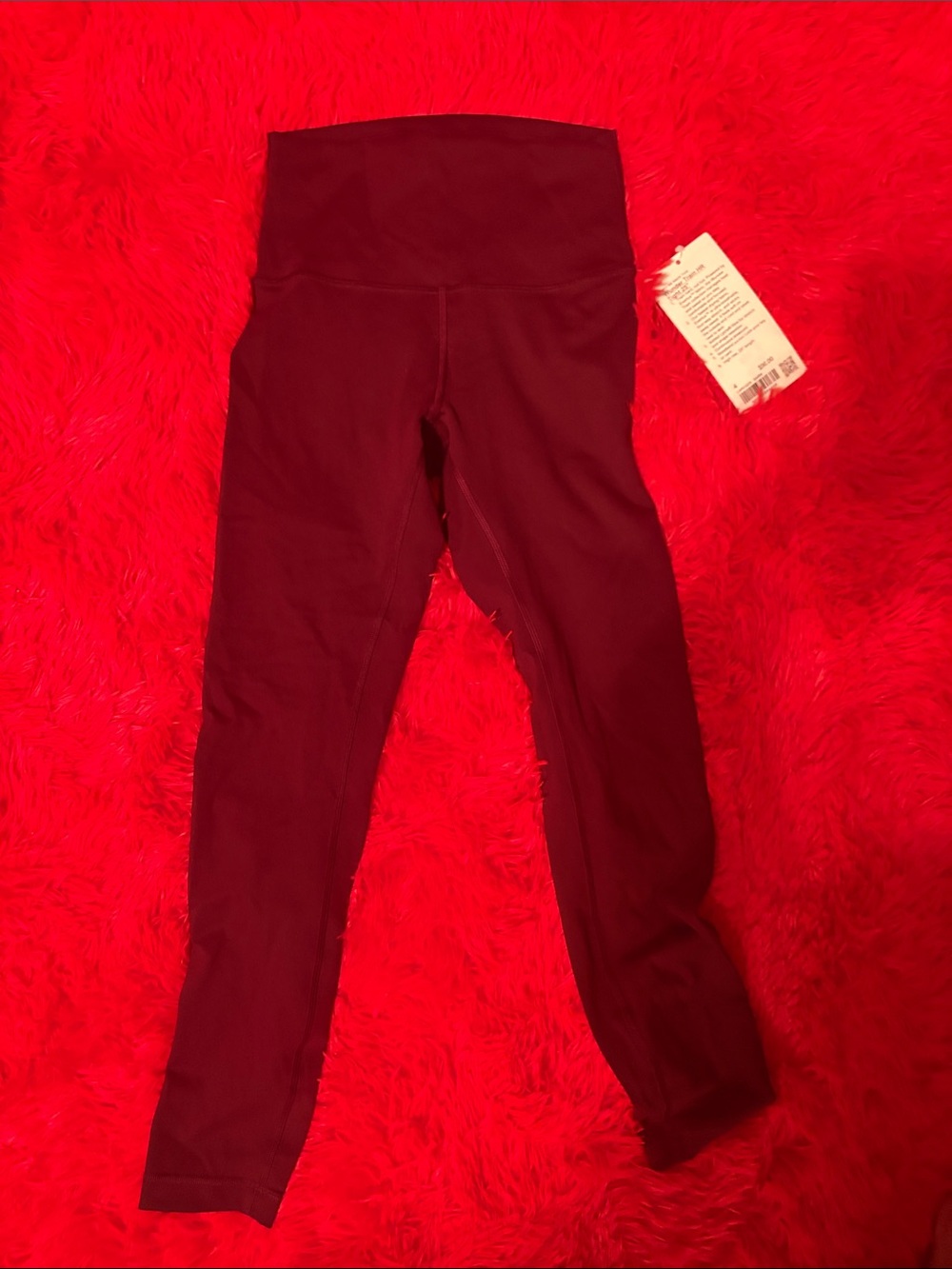 lululemon athletica Women's High-Wunder Under Train Tight 25” in Garnet NWT
